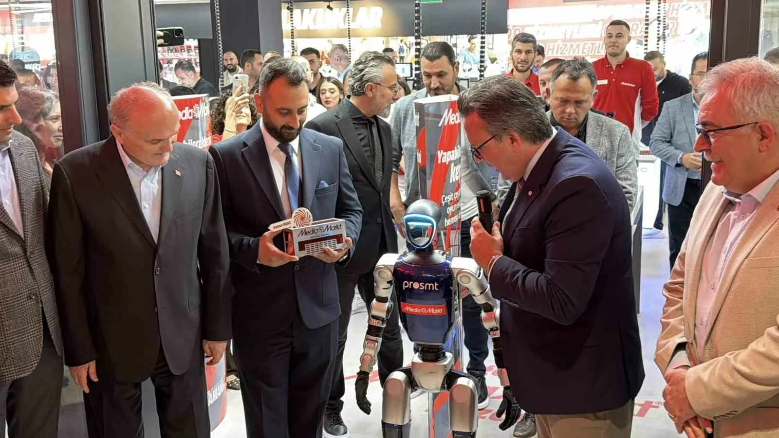 MediaMarkt Türkiye, bin 575 metrekarelik satış alanına sahip 104. mağazasını