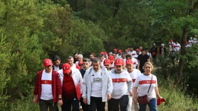 Öğretmenlerin mesleki gelişimlerinin yanı sıra bedensel, ruhsal ve sosyal yönden