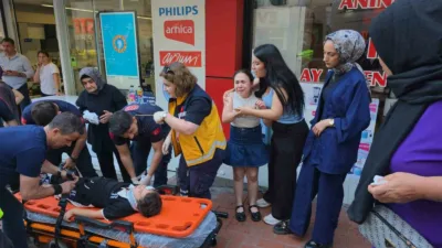 Zonguldak’ın Karadeniz Ereğli ilçesinde yolun karşısına geçmeye çalışan 10 yaşındaki