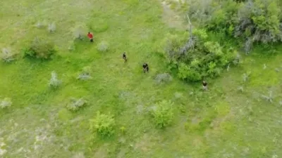 Karabük’ün Eflani ilçesinde kaçak kazı yaptıkları iddia edilen şüpheliler, köy
