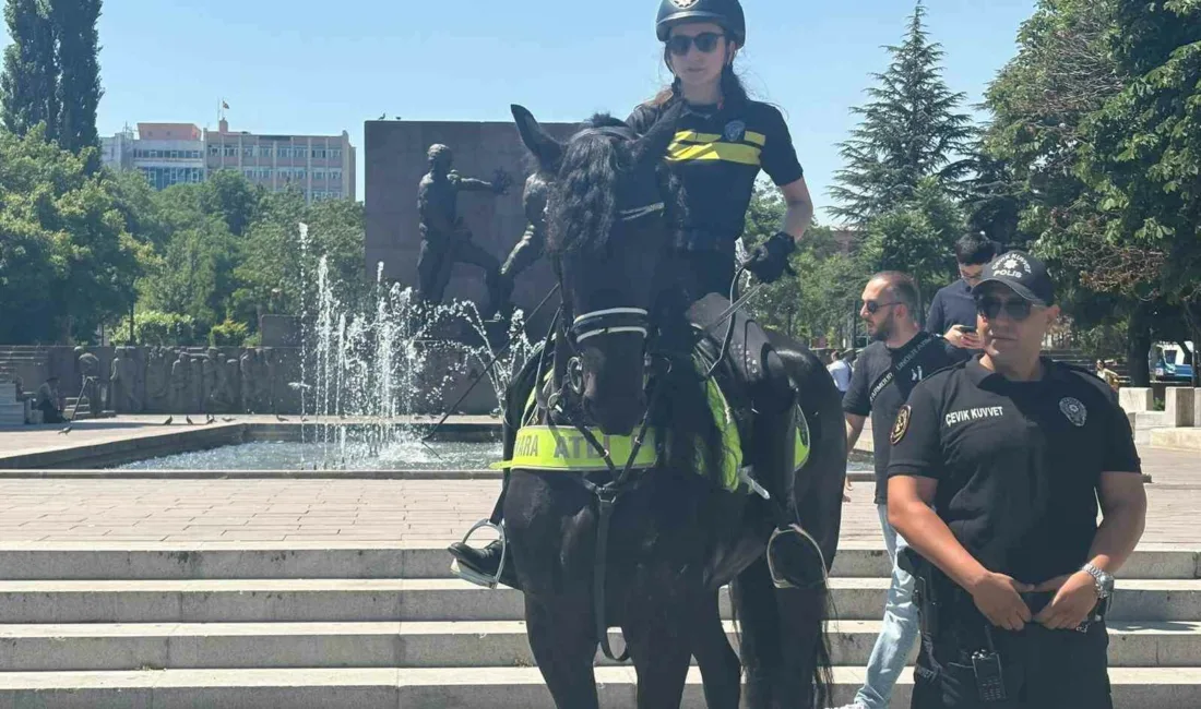 NATO Liderler Zirvesi öncesinde Ankara’da güvenlik tedbirleri artırılırken, Atlı Polis
