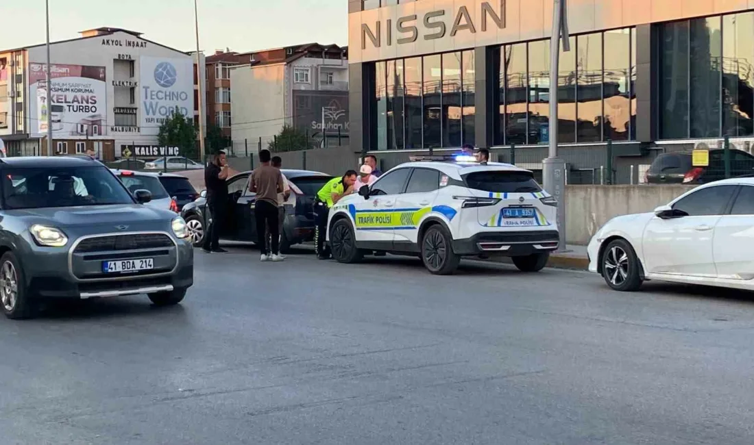 Kocaeli’nin Kartepe ilçesinde peş peşe iki ayrı araca çarpan ve