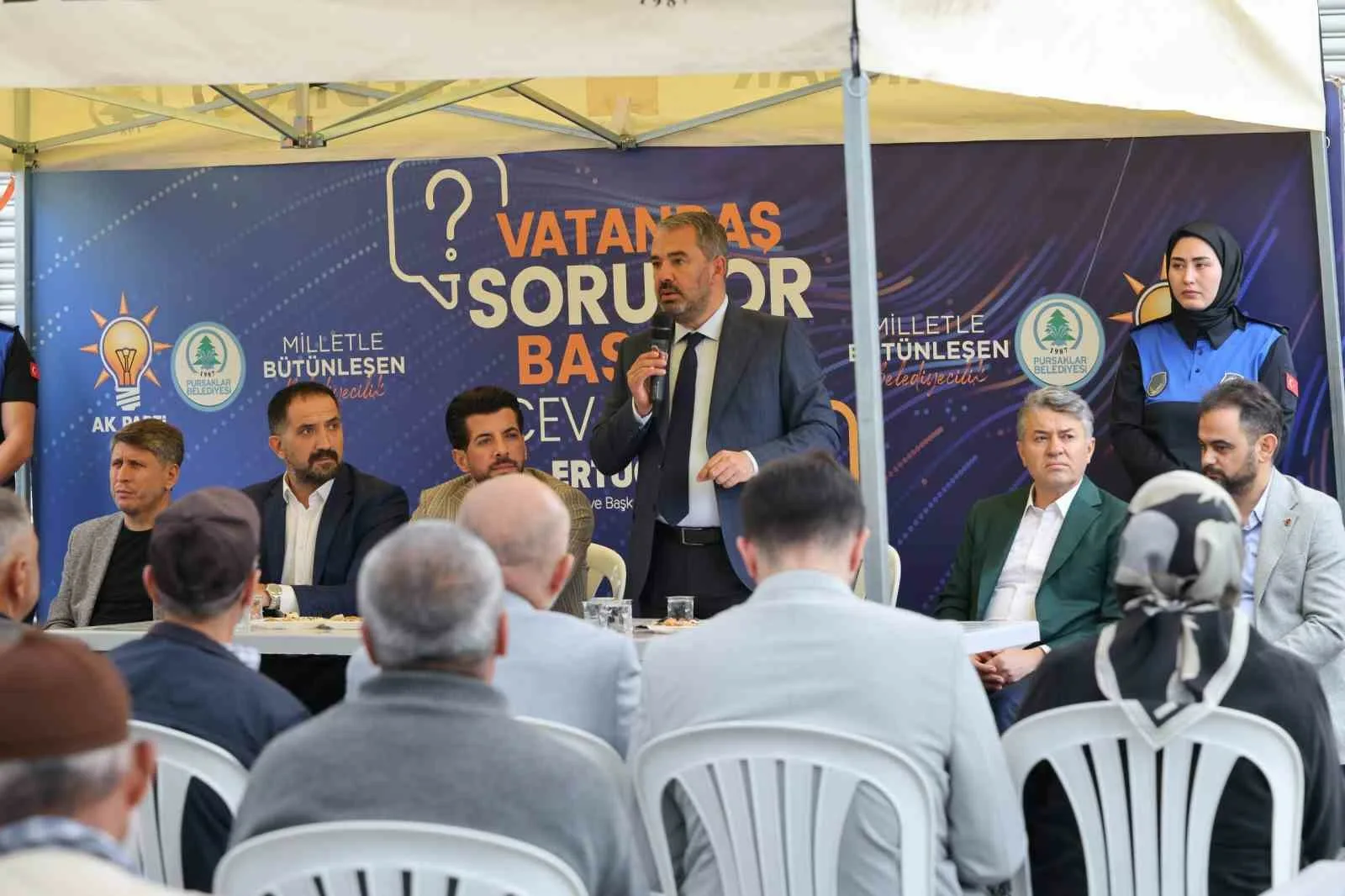 Pursaklar Belediye Başkanı Ertuğrul Çetin, “Vatandaş Soruyor, Başkan Cevaplıyor” programında
