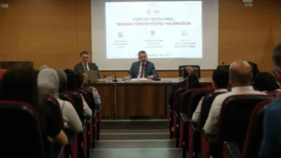 Karabük Üniversitesi (KBÜ) Rektörü Prof. Dr. Fatih Kırışık, iki fakültede