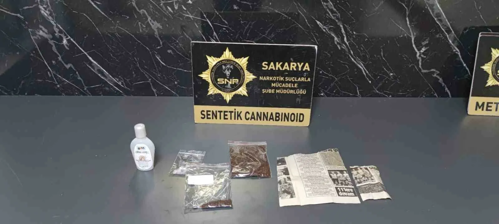 Sakarya’nın Adapazarı ve Ferizli ilçelerinde polis ekiplerince düzenlenen 4 ayrı