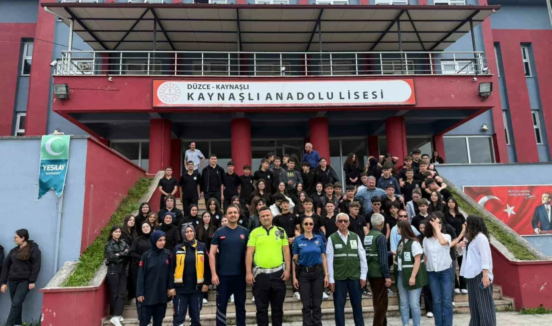 DÜZCE (İHA) – Kaynaşlı Anadolu Lisesi’nde düzenlenen etkinlikte, sigara ve