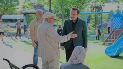 Sincan Belediyesi ilçe genelinde bulunan parklarda yenileneme seferberliği başlattı. Çocukların