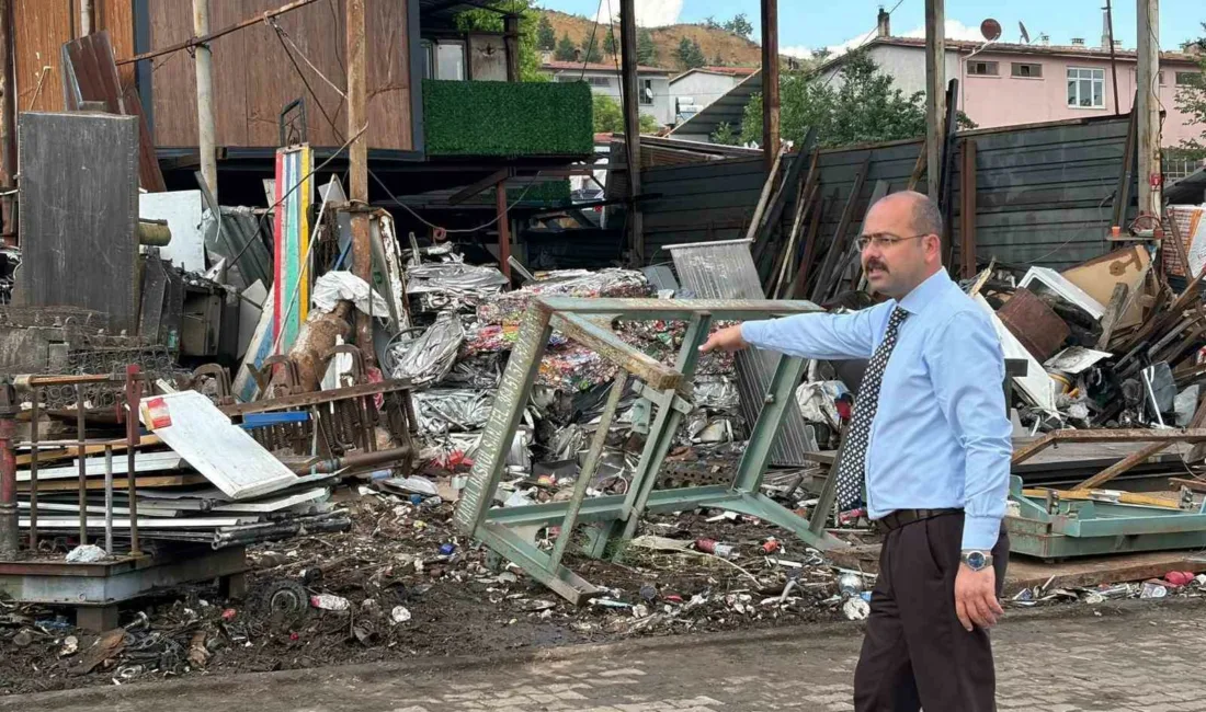 Tosya Belediyesi ekipleri tarafından Oto Sanayi Bölgesi’nde çevre temizliği gerçekleştirerek,