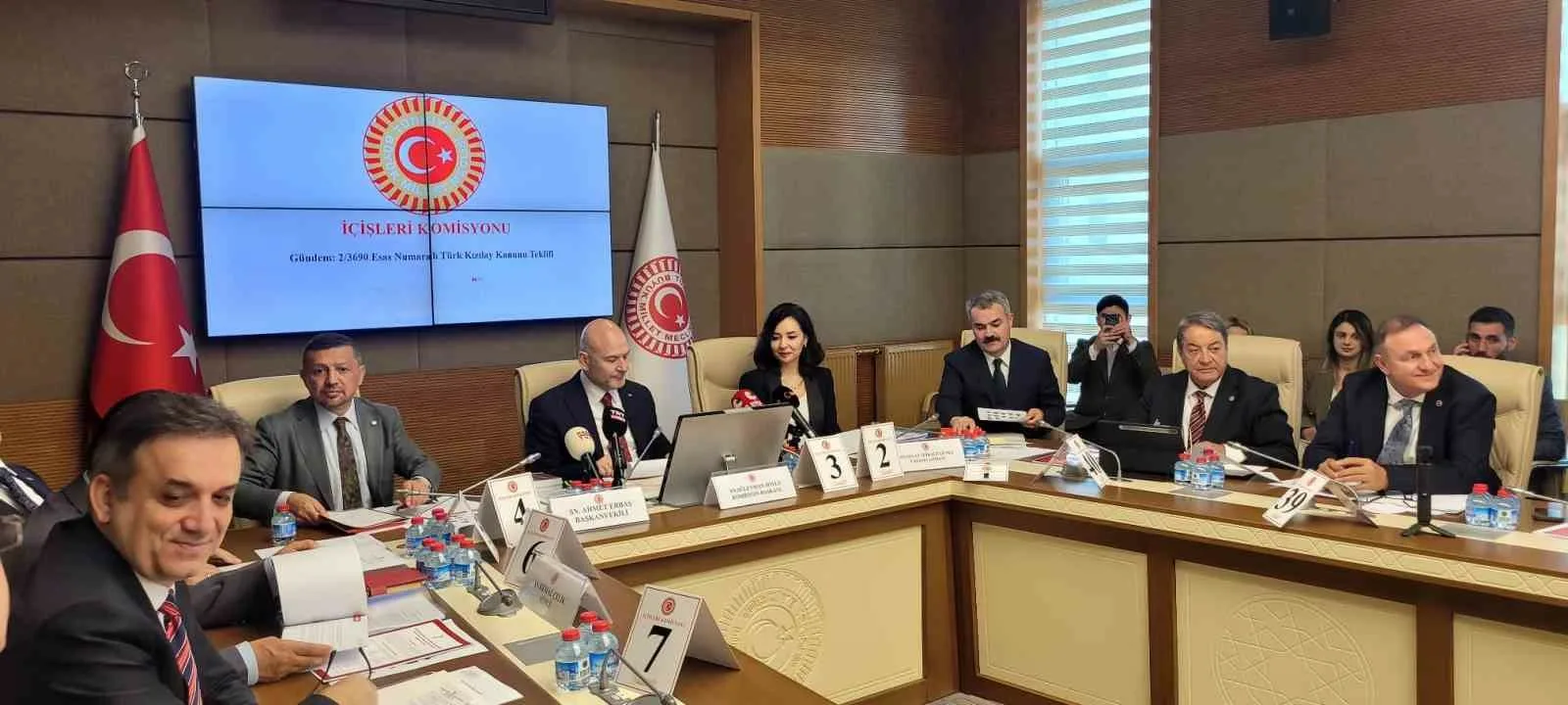 TBMM İçişleri Komisyonu, Türk Kızılay’ına ilişkin kanun teklifini görüşmek için