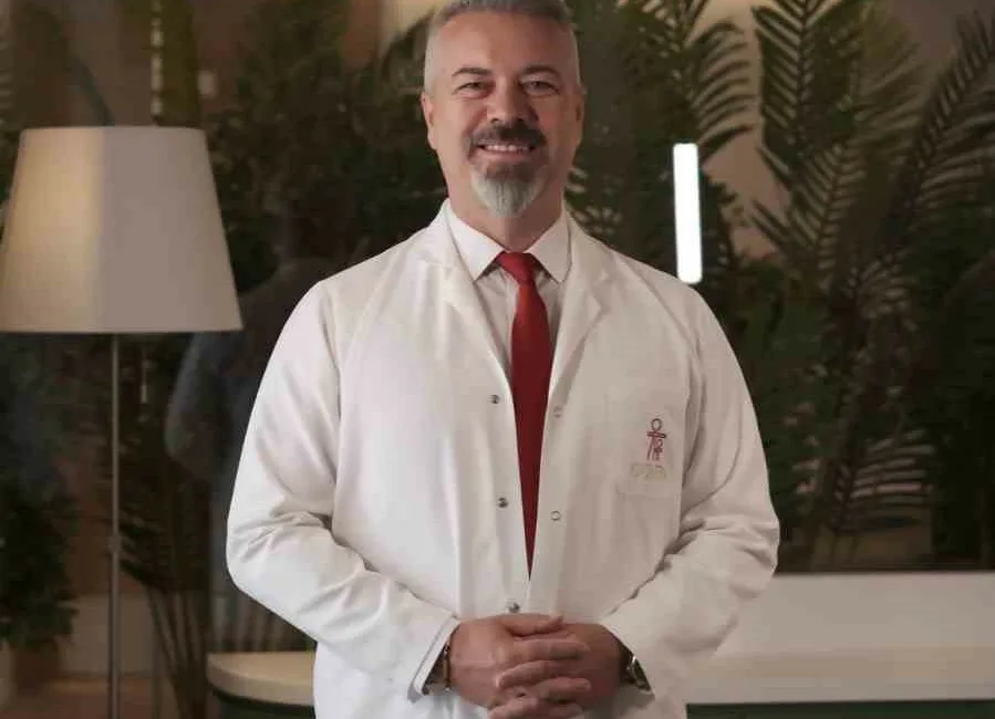 Güven Çayyolu Tıp Merkezi Göğüs Hastalıkları Uzmanı Barış Mustafa Poyraz,
