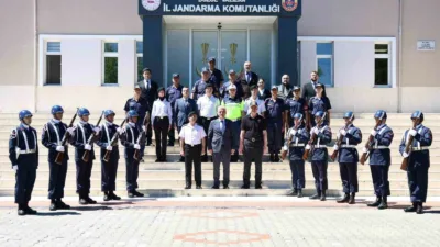 DÜZCE(İHA) – Düzce Valisi Mehmet Makas jandarma teşkilatının 187. kuruluş