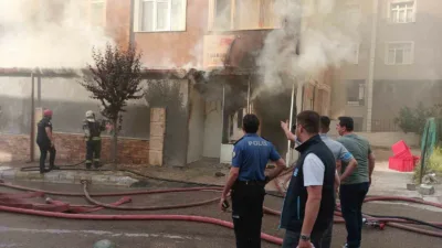 Kocaeli’nin Karamürsel ilçesinde yumurta ve et ürünleri satışı yapılan dükkanda