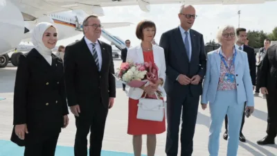 NATO Liderler Zirvesi kapsamında, Almanya Şansölyesi Friedrich Merz ve Danimarka