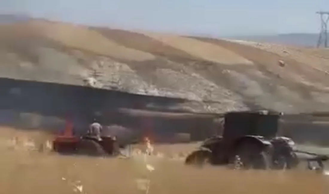 Ankara’nın Ayaş ilçesindeki ekili arazide çıkan yangın, vatandaşlar tarafından söndürüldü.