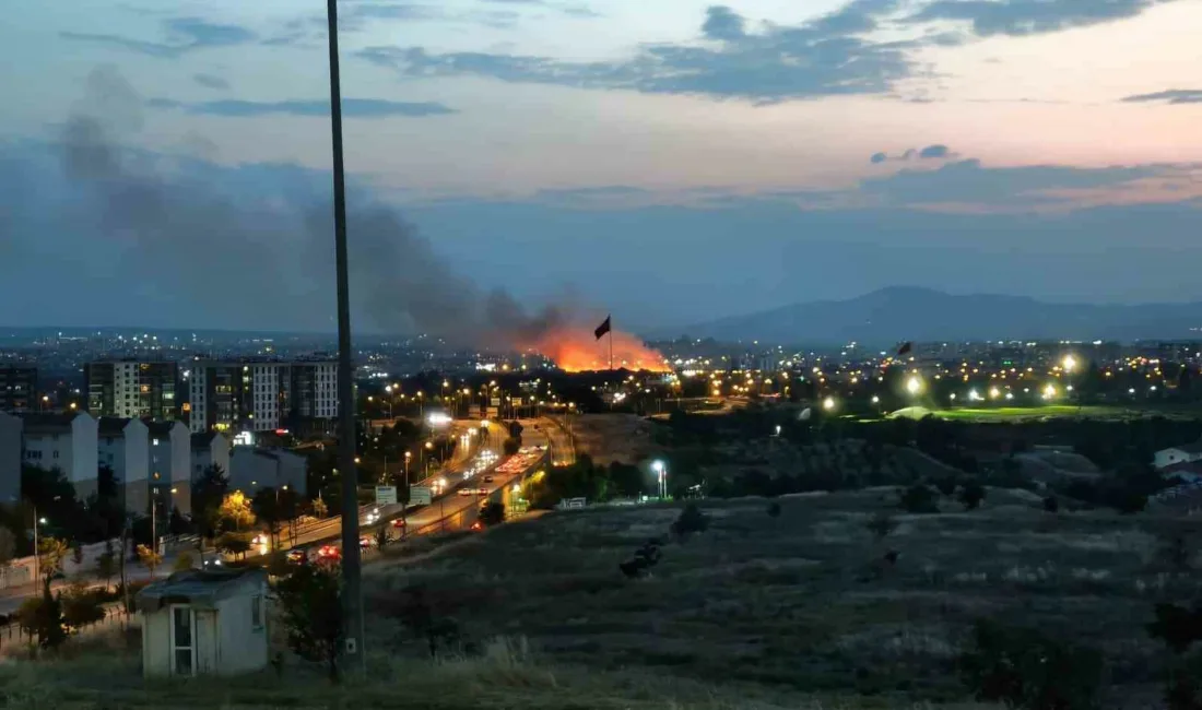 Ankara’nın Etimesgut ilçesinde otluk arazide yangın çıktı. Edinilen bilgilere göre,