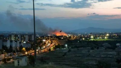 Ankara’nın Etimesgut ilçesinde otluk arazide yangın çıktı. Edinilen bilgilere göre,