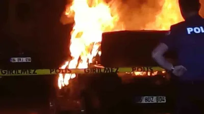 Ankara’nın Elmadağ ilçesinde seyir halindeki araç alev alev yandı. Elmadağ