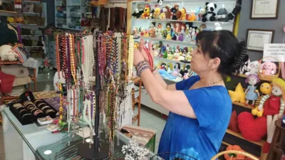 Zonguldak’ın Devrek ilçesinde yaşayan Feride Engin, çocukken annesini taklit ederek