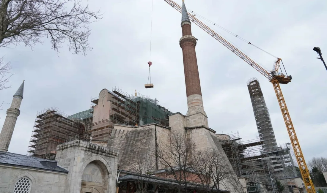 Kültür ve Turizm Bakanı Mehmet Nuri Ersoy, Ayasofya-i Kebir Camii’nde