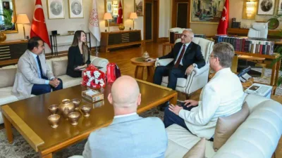 Kültür ve Turizm Bakanı Mehmet Nuri Ersoy, Bolşoy Tiyatrosu’nda tarihi