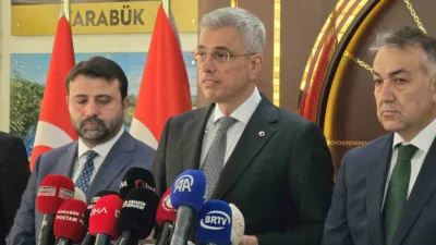 Sağlık Bakanı Prof. Dr. Kemal Memişoğlu, Türkiye’nin sağlıkta dünyanın örnek