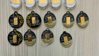 Bolu’nun Gerede ilçesinde kuyumculara 28 adet sahte altın satmaya çalıştıkları