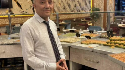Bolu’da bir tatlıcıya gelen 3’ü yabancı uyruklu 4 kişi, yedikleri