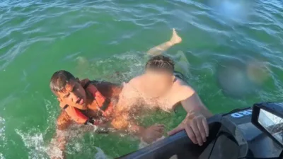 Sakarya’nın Karasu ilçesinde denizde boğulma tehlikesi geçiren bir vatandaş, jet