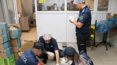 DÜZCE(İHA) – Düzce’nin Cumayeri ilçesi belediyesi Zabıta Amirliği ekipleri, vatandaşların
