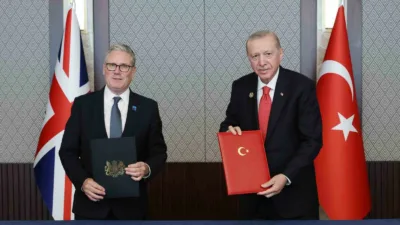 Cumhurbaşkanı Erdoğan ve İngiltere Başbakanı Starmer arasındaki görüşmede, Türkiye ile