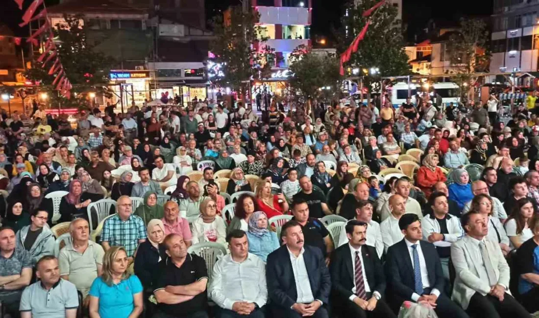 Devrek Kaymakamlığı tarafından hayata geçirilen 15 Temmuz programına vatandaşlar büyük
