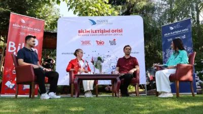 DÜZCE(İHA) – Bilim Kafe’de konuşan Doç. Dr. Emre Tunca, geleceğin