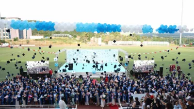 Düzce Üniversitesi tarafından düzenlenen 2025-2026 Akademik Yılı mezuniyet törenleri, meslek