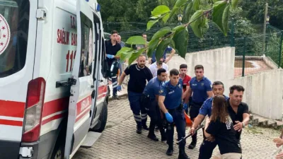 Kocaeli’nin Gölcük ilçesinde boşandığı eşini tabancayla vurarak öldürdüğü, oğlunu ise