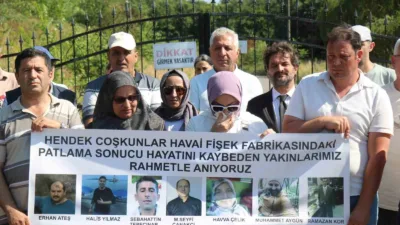 Sakarya’nın Hendek ilçesinde 7 kişinin hayatını kaybettiği 127 kişinin yaralandığı