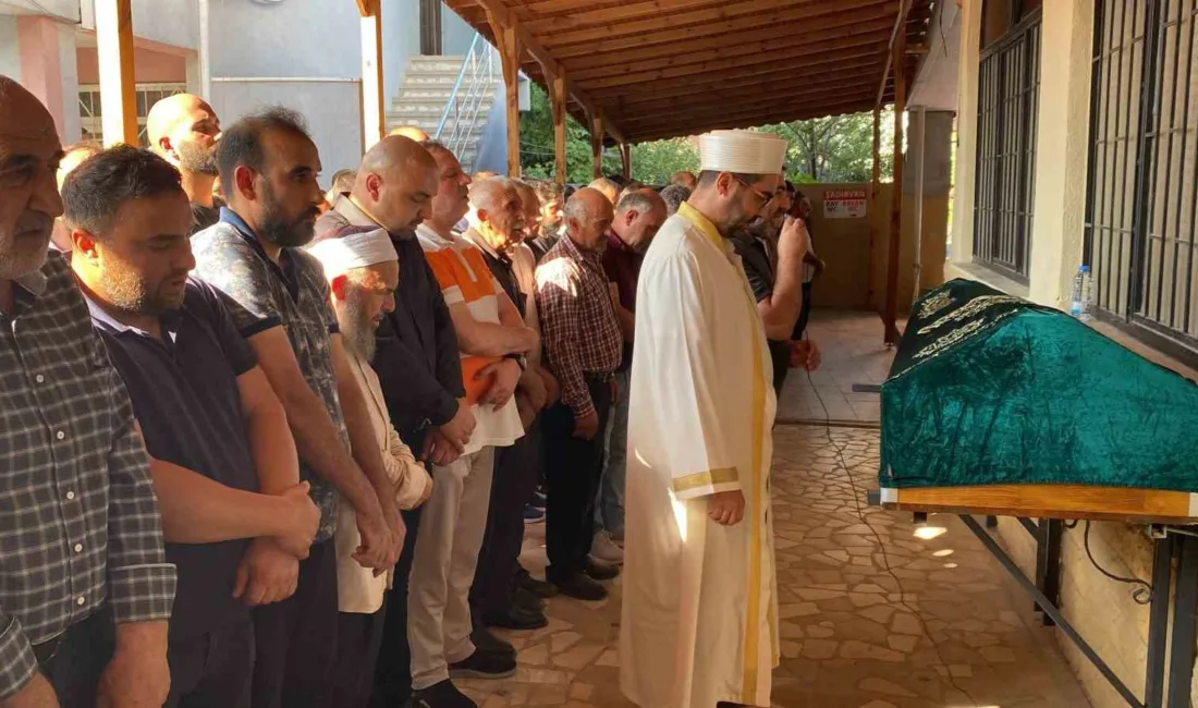 Kocaeli’nin Derince ilçesinde inşaatın iskelesinden düşerek hayatını kaybeden işçi son