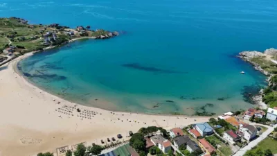 Kocaeli’nin turizm destinasyonu Kandıra ilçesinde, olumsuz hava ve deniz şartları