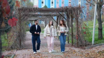 Üniversite tercihi yapacak adaylar için yalnızca akademik başarı değil, eğitim