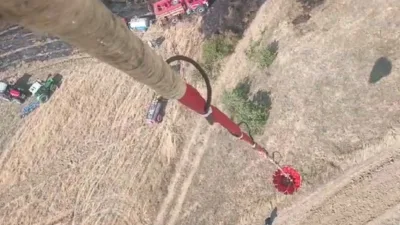 Karabük’te boş arazide çıkan ve rüzgarın etkisiyle yaklaşık 5 hektarlık