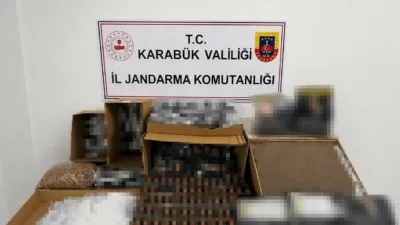 Karabük’te jandarma ekiplerince düzenlenen iki ayrı operasyonda uyuşturucu madde emdirilmiş