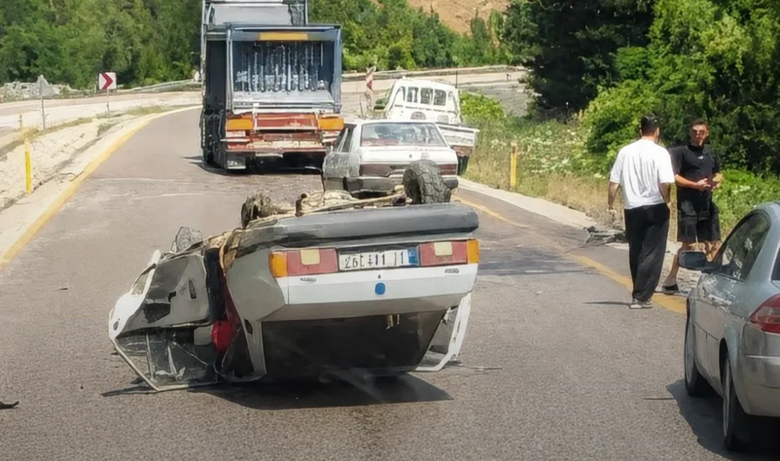 Kastamonu’da iki otomobilin çarpışması neticesinde meydana gelen kazada 3 kişi