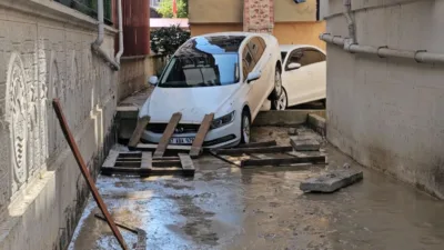 Kastamonu’nun Cide ilçesinde etkili olan sel felaketinin ardından yaraların sarılması