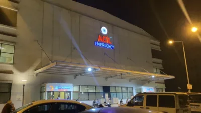 Kastamonu’da iki aracın çarptığı elektrikli bisiklet sürücüsü ağır yaralandı. Kaza,