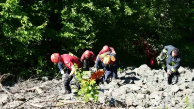 Kastamonu’da kendilerinden haber alınamayan iki arkadaş, yaklaşık 75 metre yüksekten