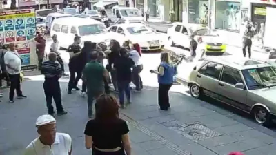 Zonguldak’ta iki sürücü arasında yaşanan kaza sonrası başlayan tartışma kavgaya