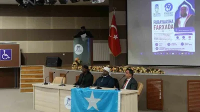 Karabük Üniversitesi’nde (KBÜ) uluslararası öğrencilerin katılımıyla düzenlenen “Mutluluğun Anahtarı” konferansında