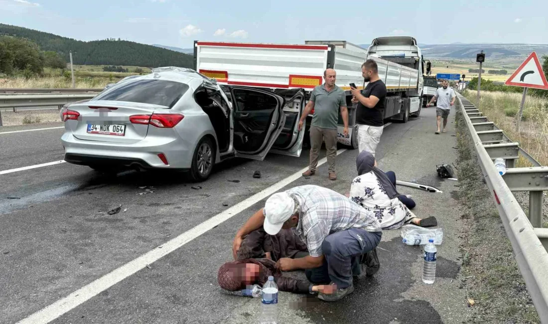 Karabük’ün Eskipazar ilçesi Kemikli Rampaları mevkisinde otomobilin tıra arkadan çarpması