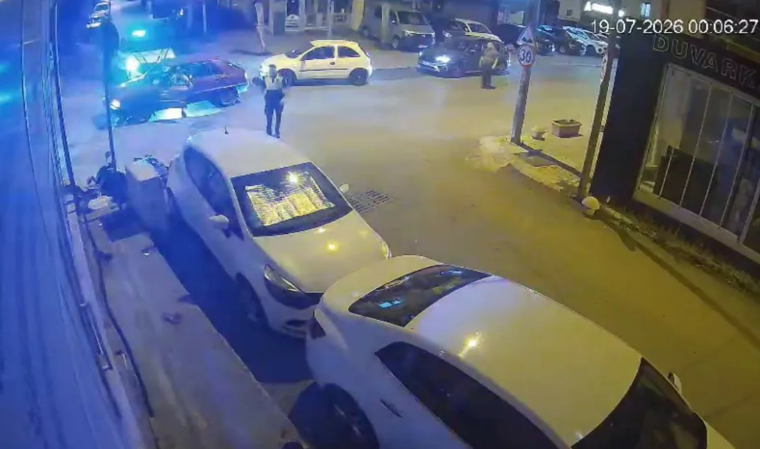Kocaeli’nin Gebze ilçesinde otomobil ile çarpışan motosikletin sürücüsü yaralandı. Güvenlik