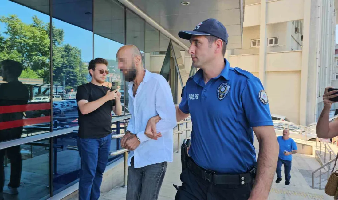 Zonguldak Belediyesi Sebze Meyve Hali’nde dün 500 bin liralık alacak