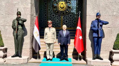 Milli Savunma Bakanı Yaşar Güler, Mısır Silahlı Kuvvetler Başkomutanı ve